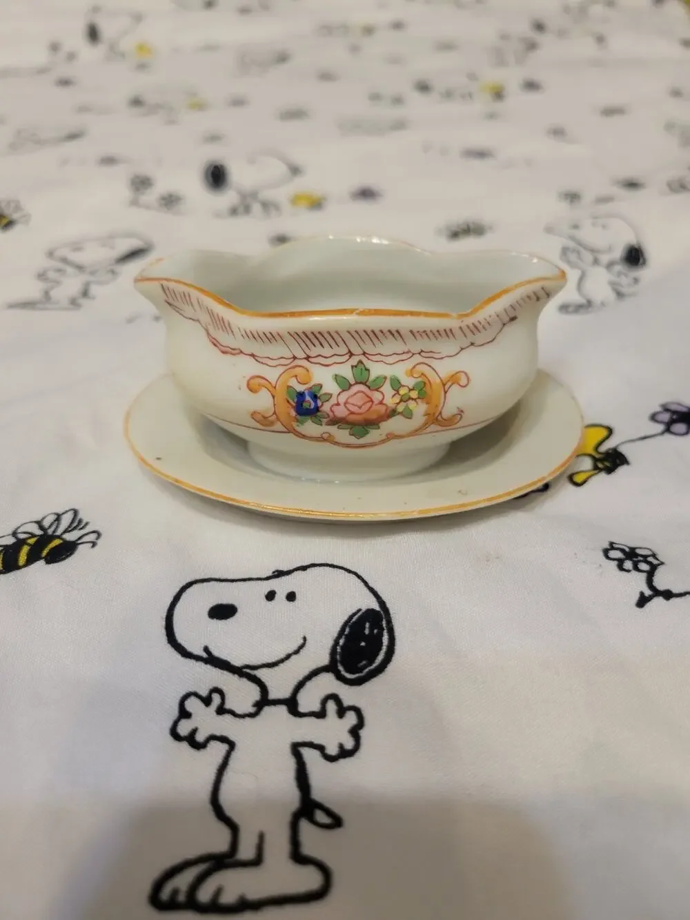 Vintage China Hand Painted Made In Japan Gravy Boat Gold Small Child Sized